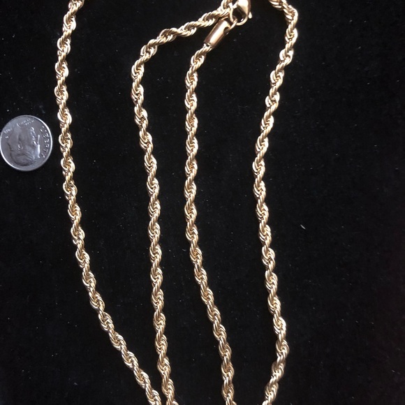 Chain Necklace - Picture 2 of 3